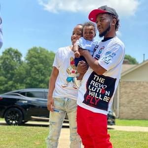 Meet your Posher, Corey